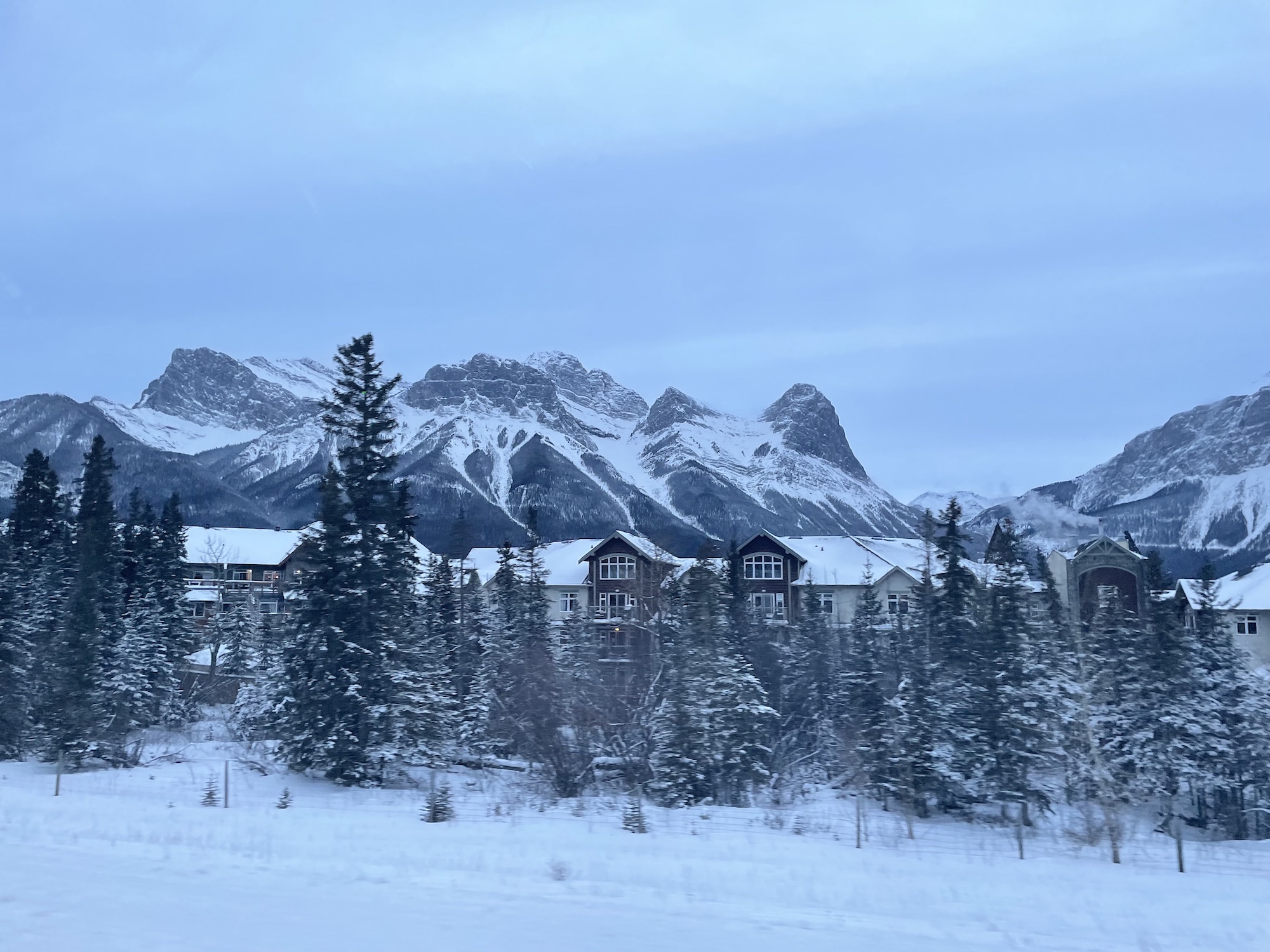 Snowy – Soothing – Stunning: Splendor of the Canadian Rockies