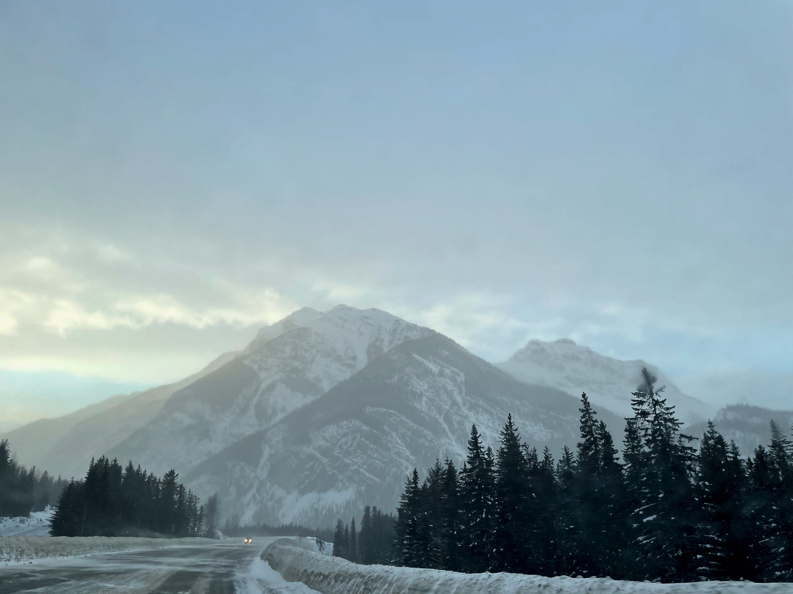 Snowy – Soothing – Stunning: Splendor of the Canadian Rockies