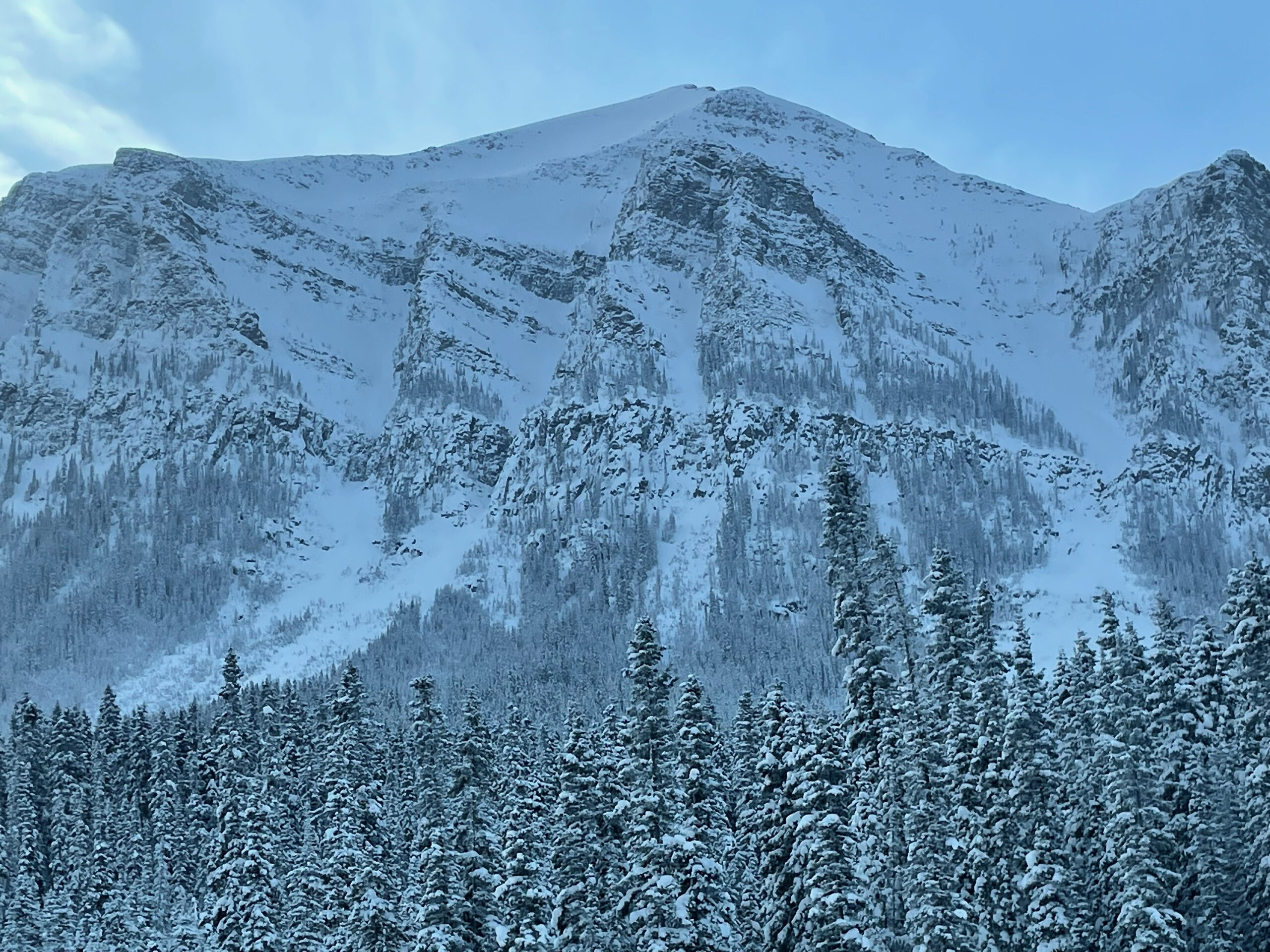 Snowy – Soothing – Stunning: Splendor of the Canadian Rockies