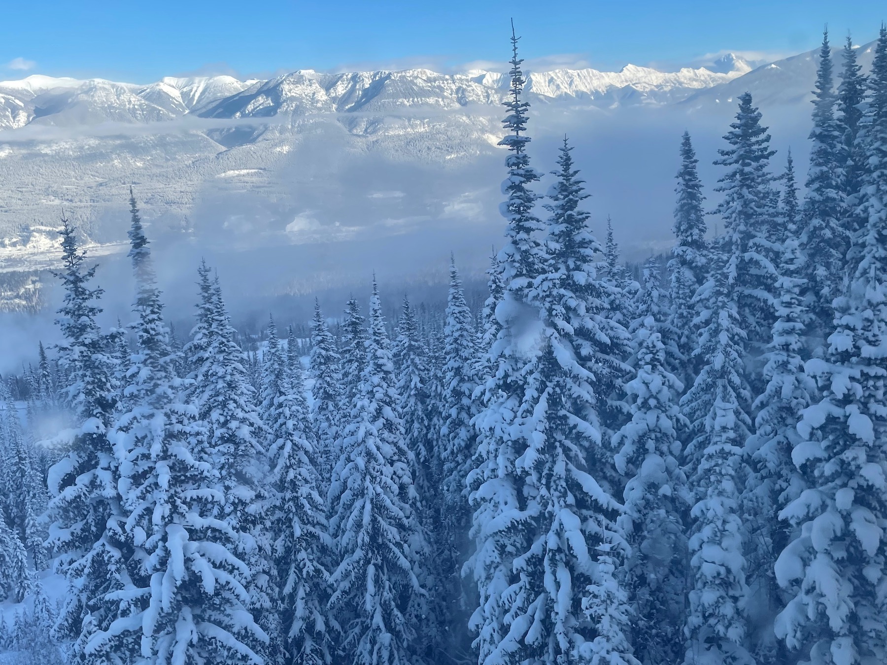 Snowy – Soothing – Stunning: Splendor of the Canadian Rockies