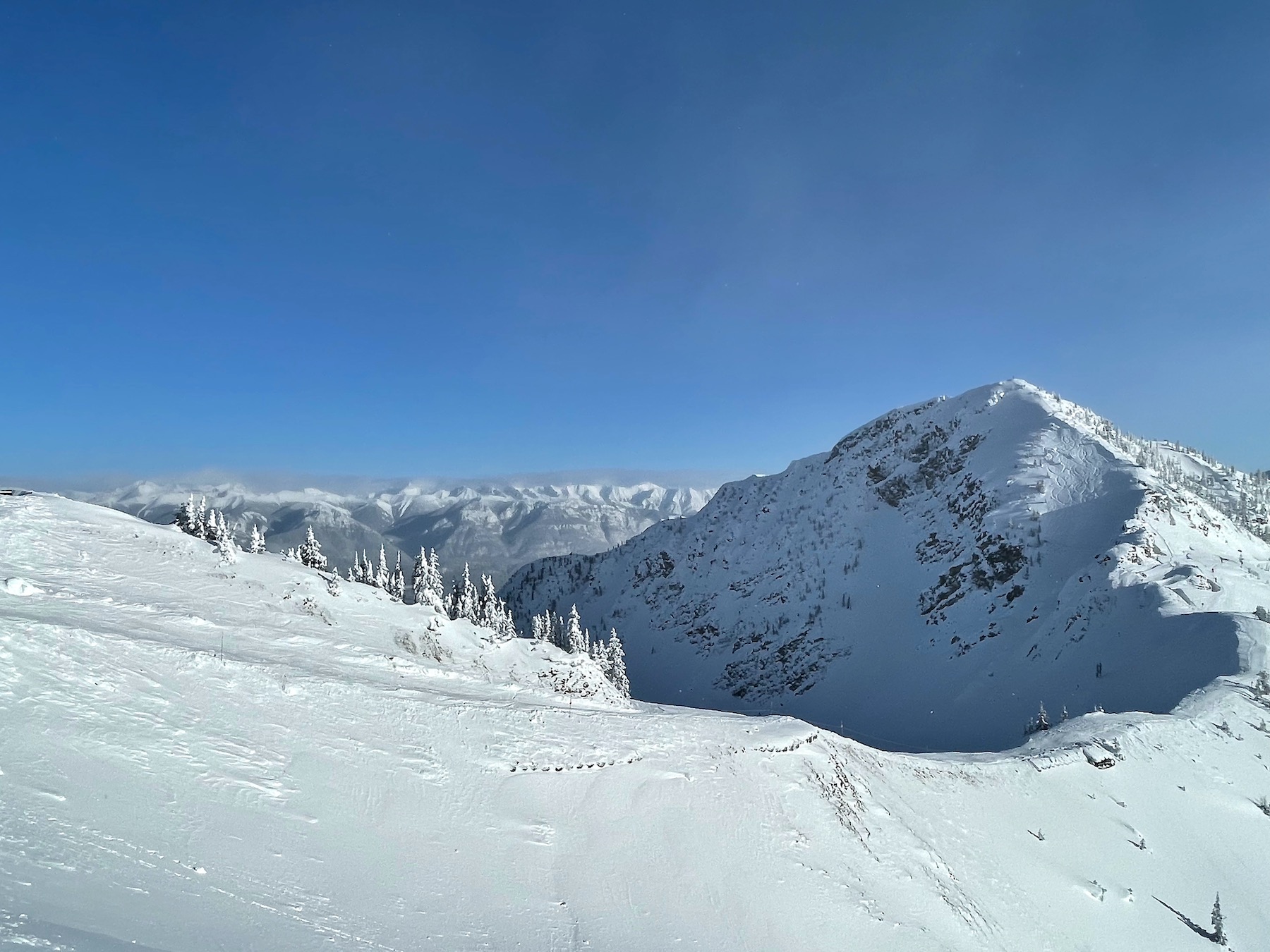 Snowy – Soothing – Stunning: Splendor of the Canadian Rockies