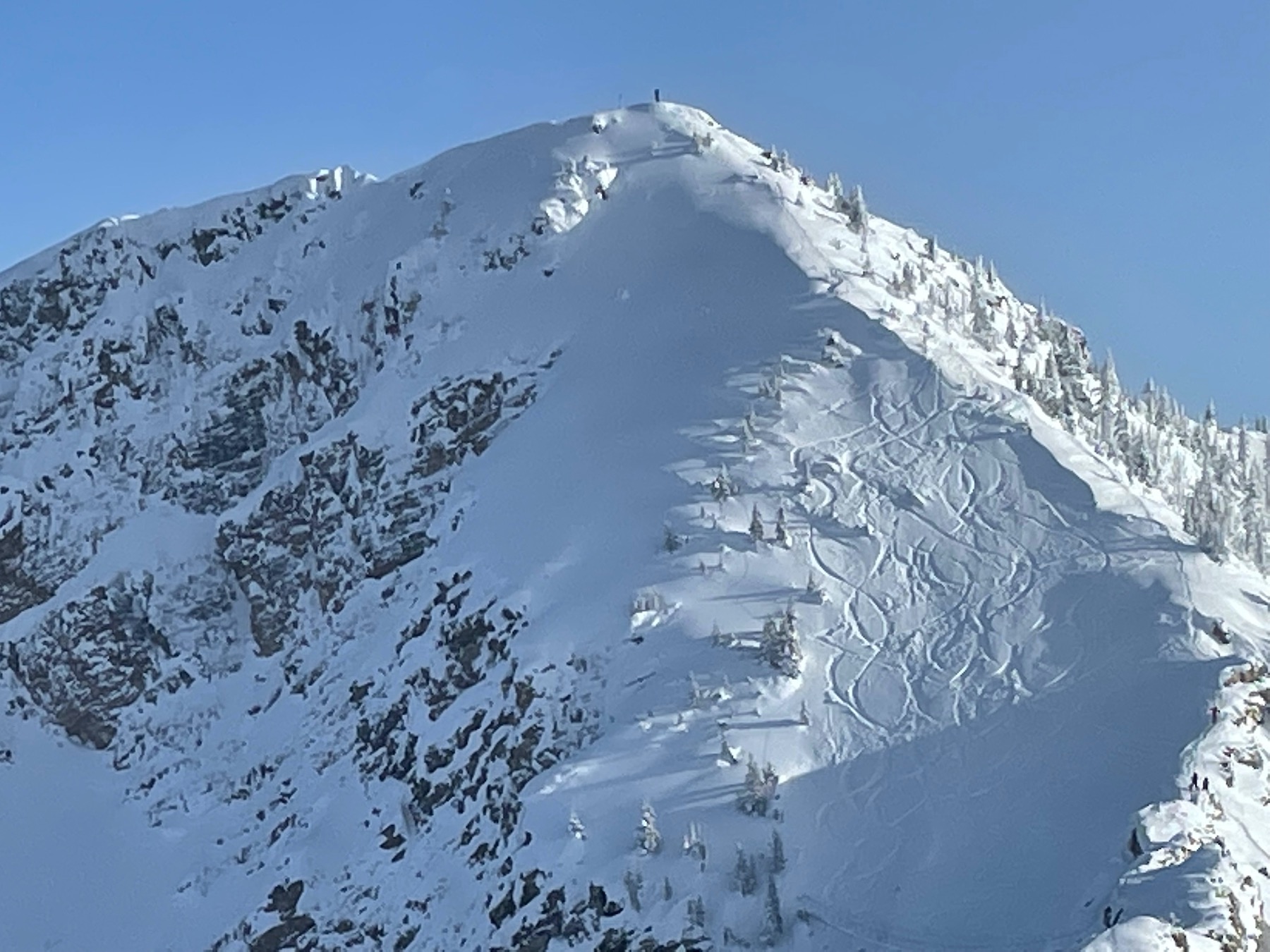 Snowy – Soothing – Stunning: Splendor of the Canadian Rockies