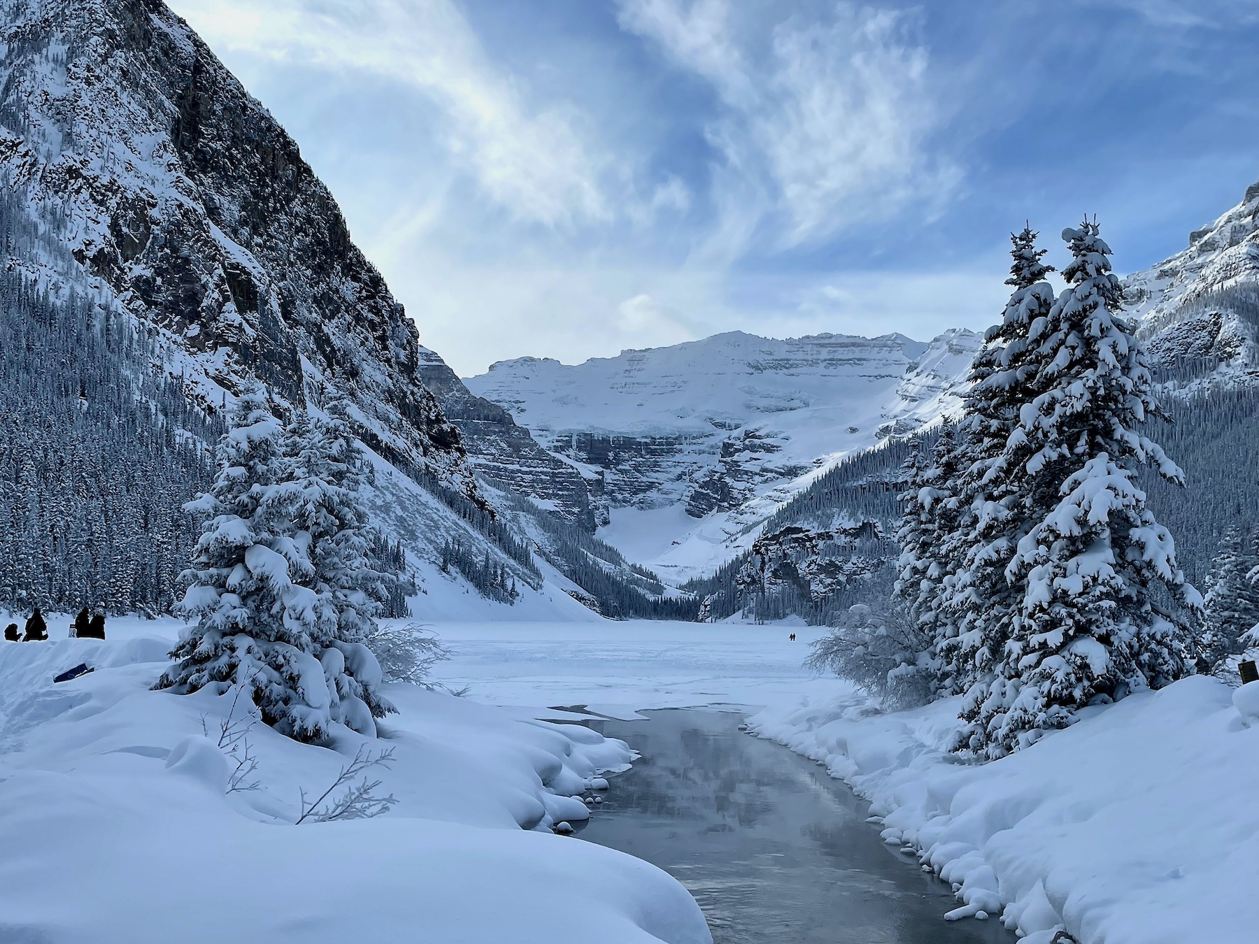 Snowy – Soothing – Stunning: Splendor of the Canadian Rockies