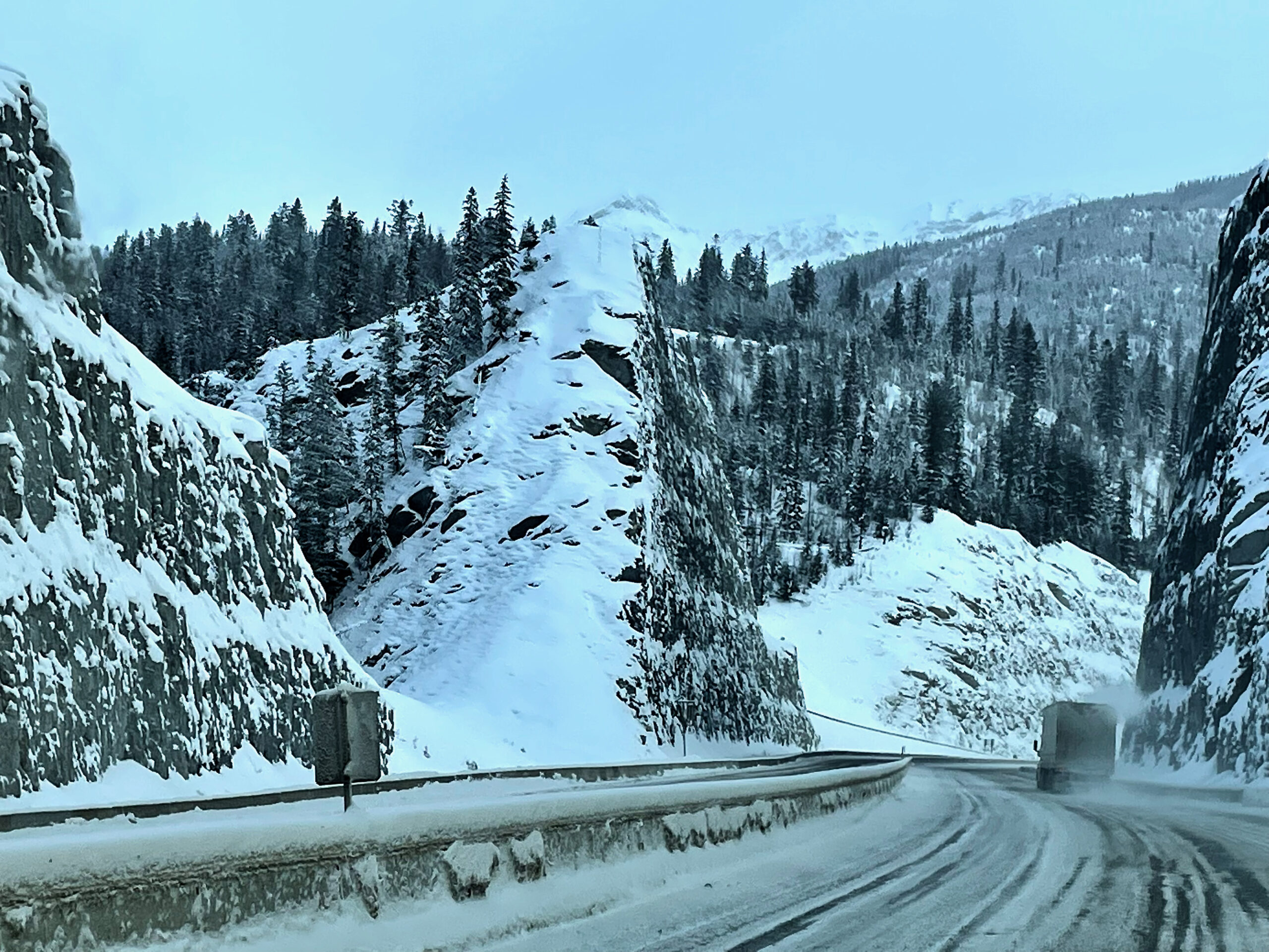 Snowy – Soothing – Stunning: Splendor of the Canadian Rockies