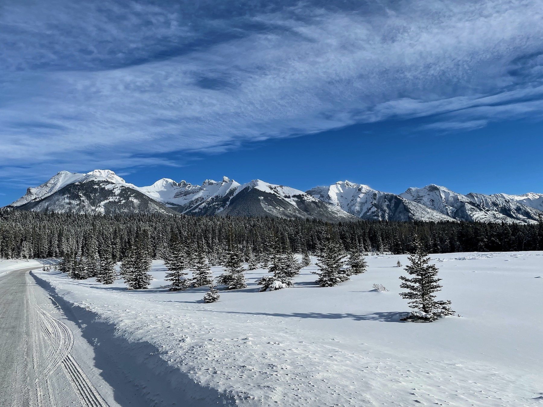 Snowy – Soothing – Stunning: Splendor of the Canadian Rockies