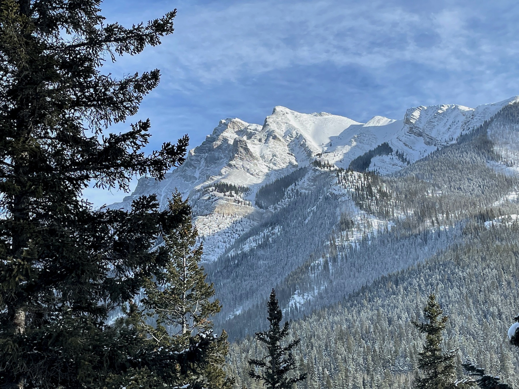 Snowy – Soothing – Stunning: Splendor of the Canadian Rockies